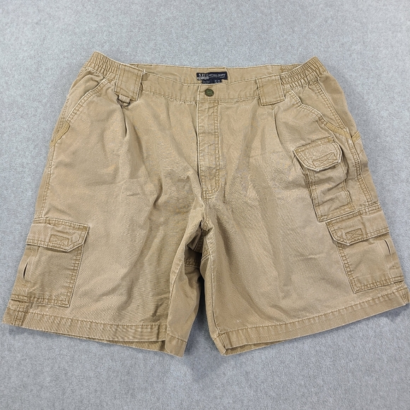 Lot of 2 Mens 5.11 Tactical Cargo Shorts Size 42 Khaki & Beige 8" Inseam - Picture 13 of 16